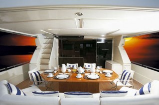 SAHARA - Aft Deck